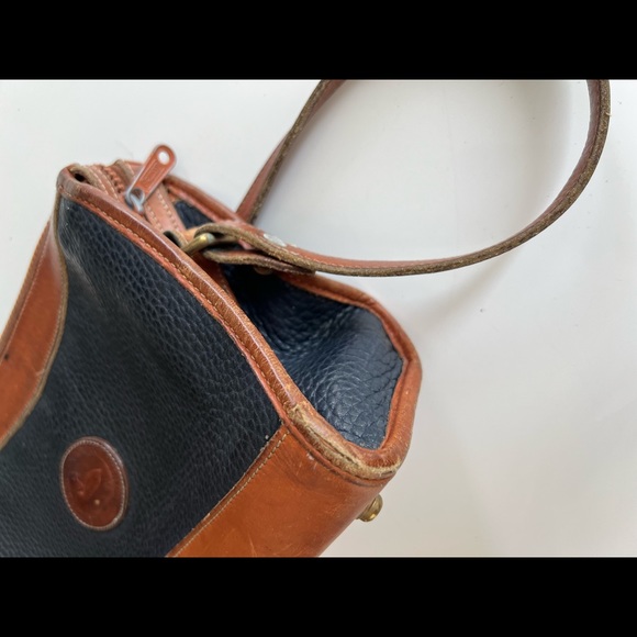 Dooney and bourke vintage bag - Picture 6 of 6